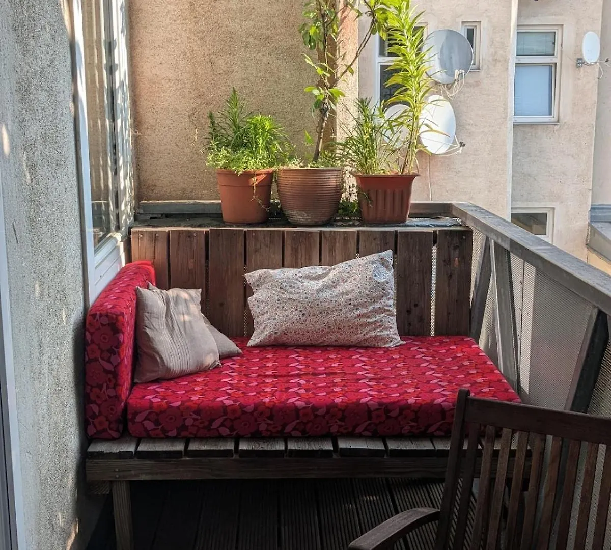 Cosy Room In Shared Apartment With Balcony Vienne Autriche